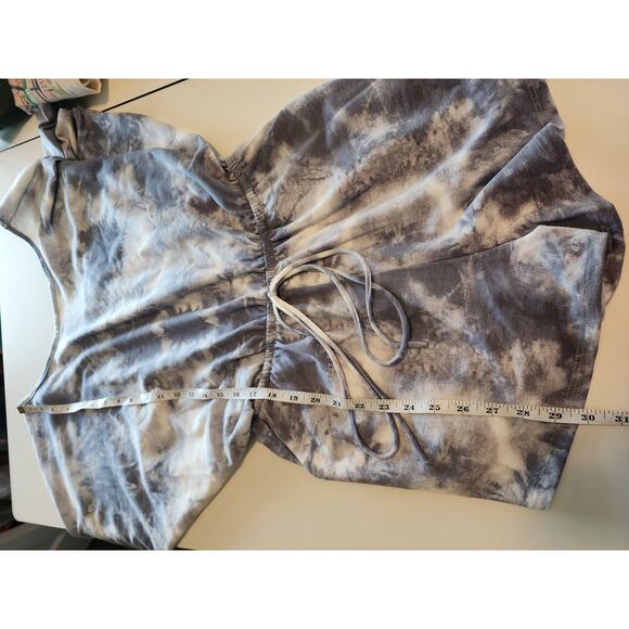 Le Lis Romper Tie-Dyed Shorts Elastic Waist Tie Back New with Tags Size Medium - Picture 6 of 10